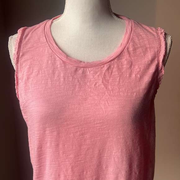 Gap Sleeveless Top - Picture 4 of 11